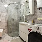 Erdvus Apartamentai Vanagupeje *