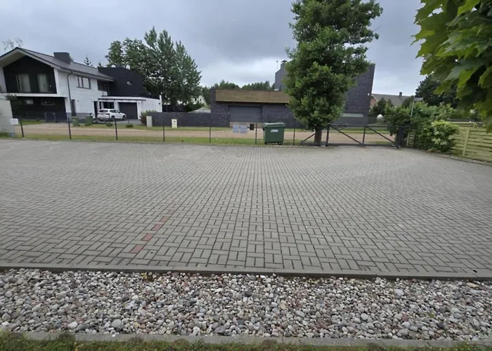 Erdvus Apartamentai Vanagupeje Apartman